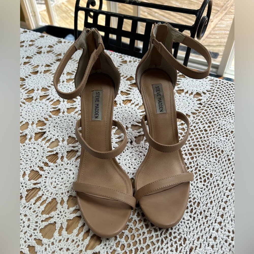 Steve Madden Strappy Heels size 10.